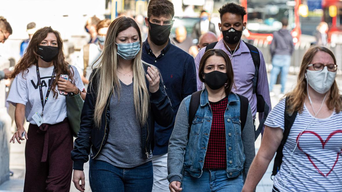 Francuski znanstvenik: Nema povratka u normalu do jeseni 2021.