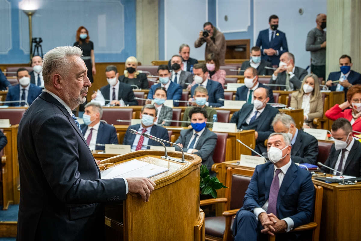 Skupština Crne Gore o izboru nove Vlade: Krivokapić obećao izmjene Zakona o slobodi vjeroispovijesti