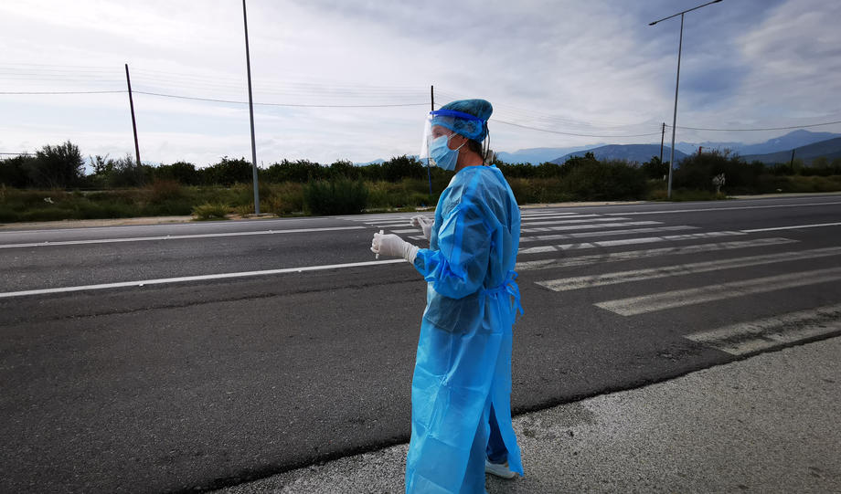 Dvije privatne klinike u Grčkoj prisilno preuzete za liječenje COVID pacijenata