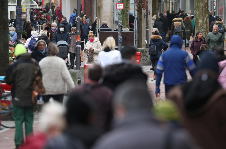 WHO: Blago usporavanje slučajeva koronavirusa u Evropi