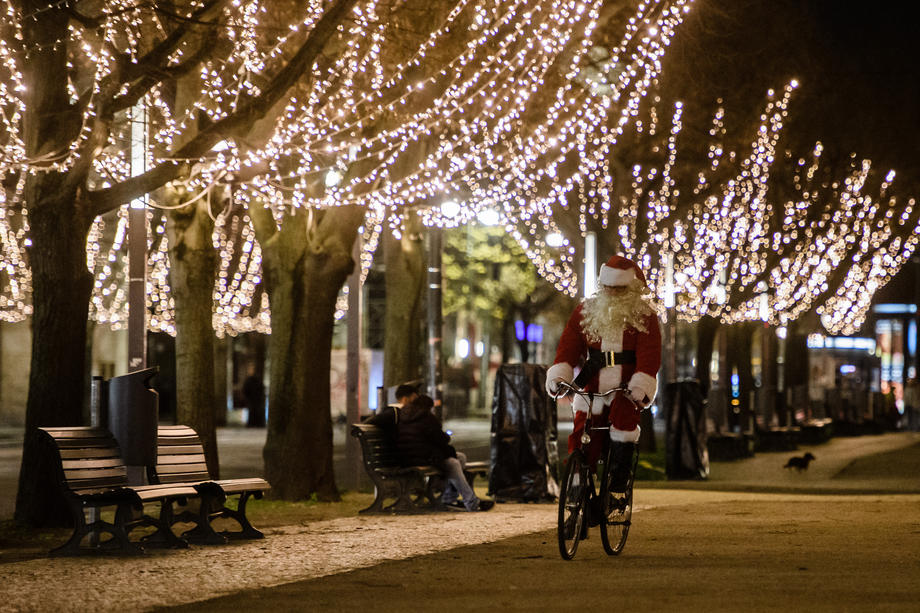 Njemačka se sprema da produži djelimično zatvaranje i tokom decembra