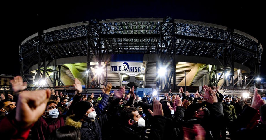 Stadion u Napulju nosiće Maradonino ime