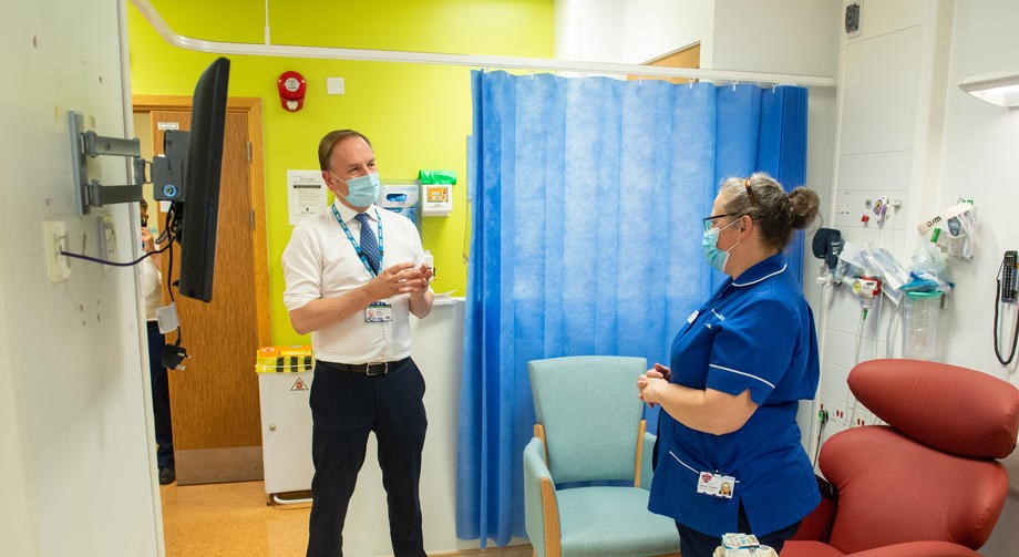 Velika Britanija kreće s uvođenjem cjepiva protiv covida-19