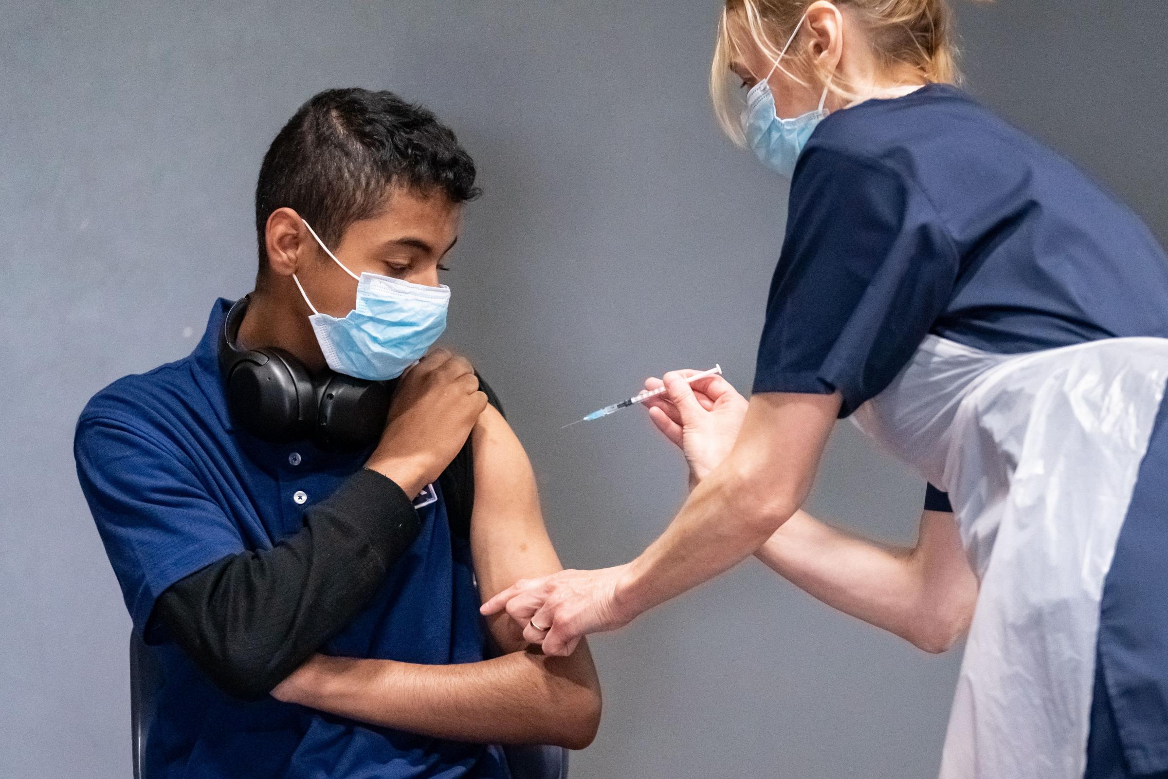 Wizz Air uvodi obavezu vakcinacije protiv COVID-19 za sve članove posade