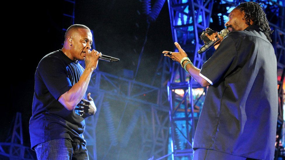 Dr Dre, Snoop Dogg i Eminem nastupaju na poluvremenu Super Bowla 2022.