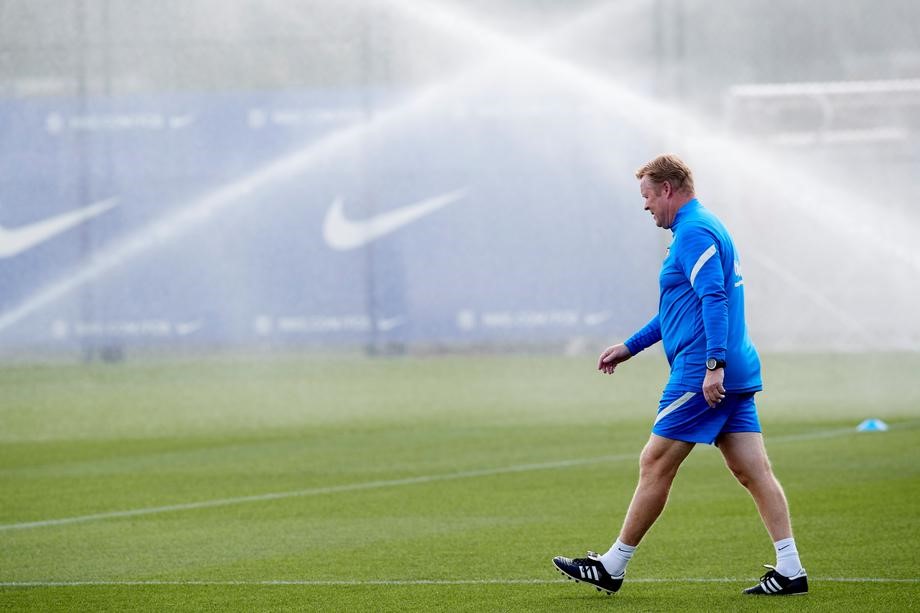 Koeman: Muka mi je od toga što moram stalno da se branim