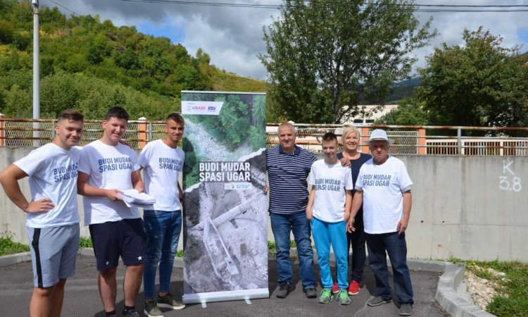 Aktivisti iz Travnika predali inicijativu za zaštitu rijeka u SBK