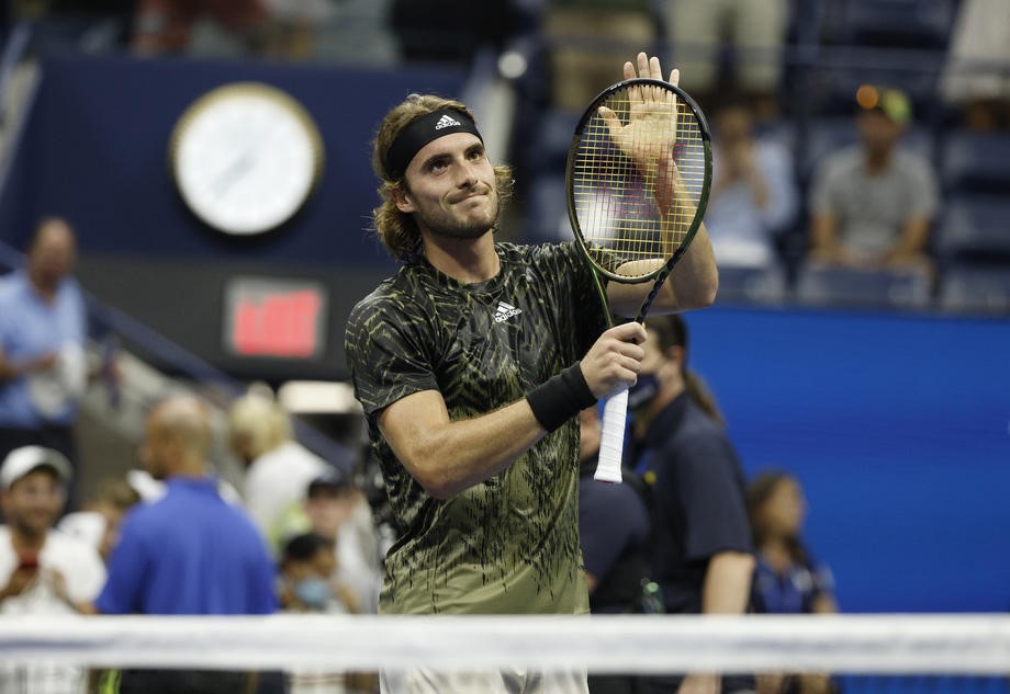 Tsitsipas izviždan zbog dugog boravka u svlačionici