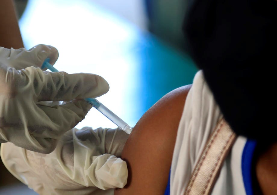 Evropska agencija: Fokusirati se na primarnu vakcinaciju umjesto dodatne doze