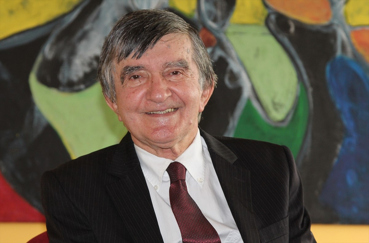 Salih Brkić, autor dokumentarca “Nana Fata stigla do pravde“: Perom, kamerom i mikrofonom treba dodirnuti najteže rane