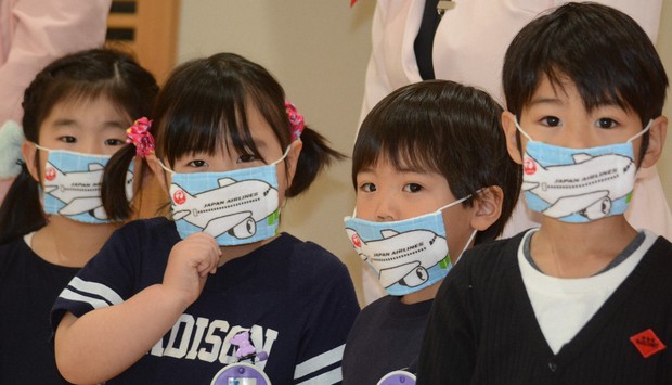 Japan uvodi nova pravila: Preporuka da djeca od dvije godine nose maske