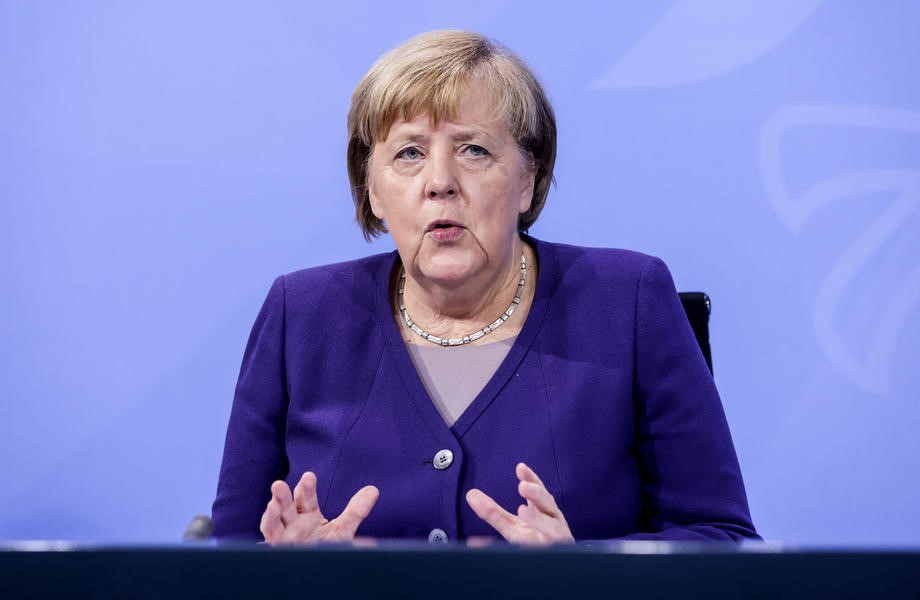 Merkel i dalje smatra ispravnom odluku o neprijemu Ukrajine u NATO