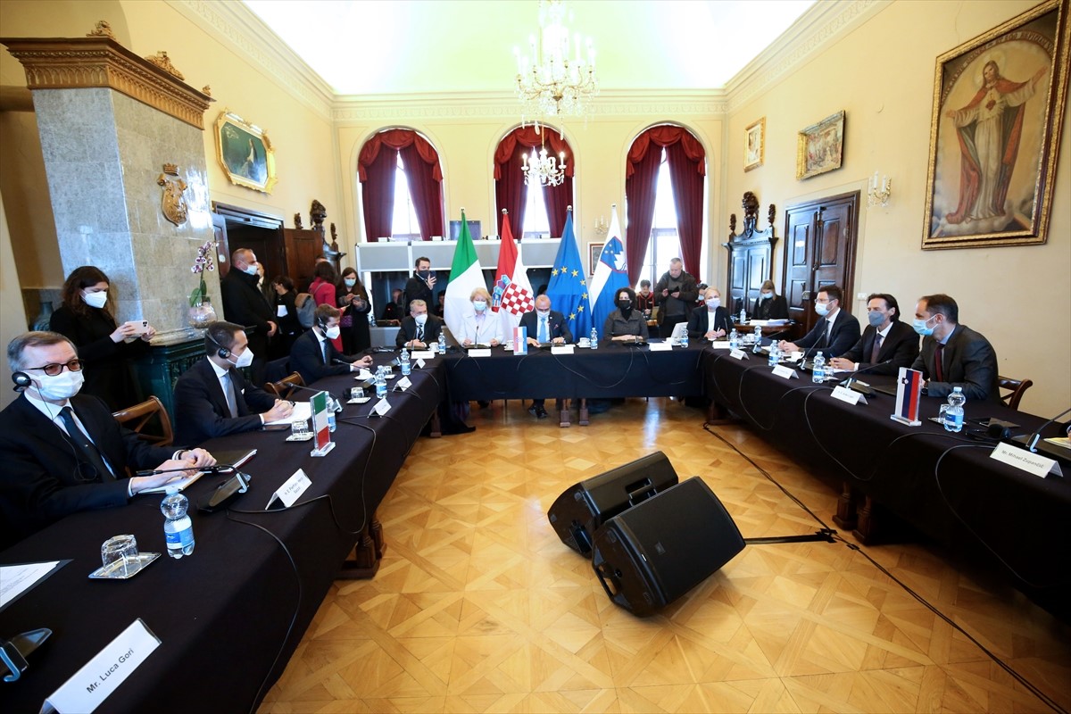 Sastanak ministara vanjskih poslova RH, Italije i Slovenije: Podrška Ukrajini i jačanje energetske neovisnosti EU