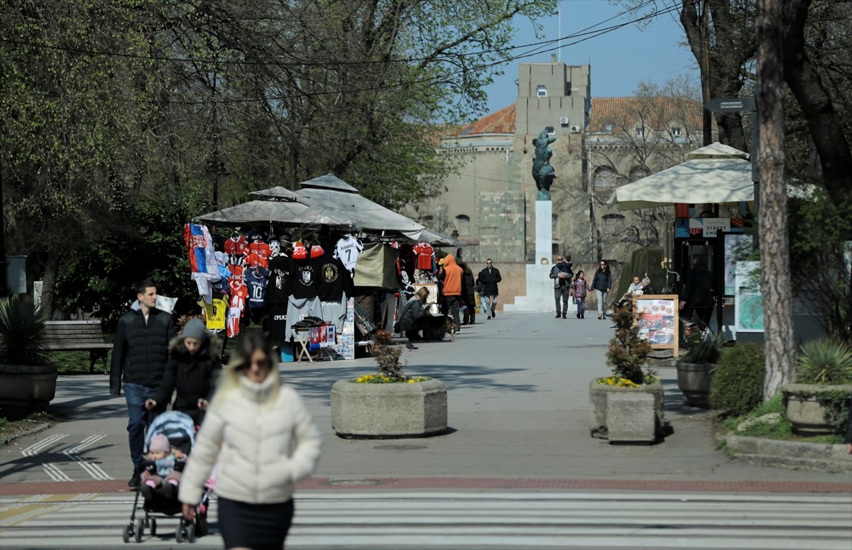 Dan nakon izbora u Srbiji: Građani Beograda okrenuli se svakodnevici