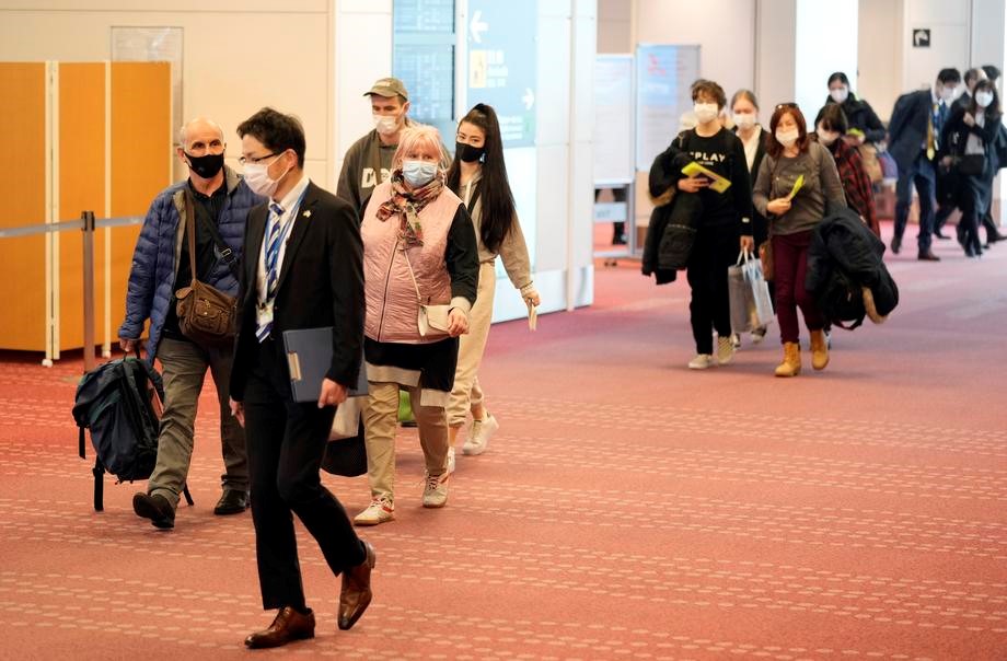 Ministar Hayashi poveo 20 ukrajinskih izbjeglica u Japan