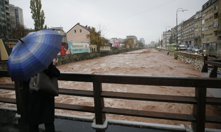 Ministarstvo sigurnosti BiH prati situaciju uzrokovanu velikim kišnim padavinama