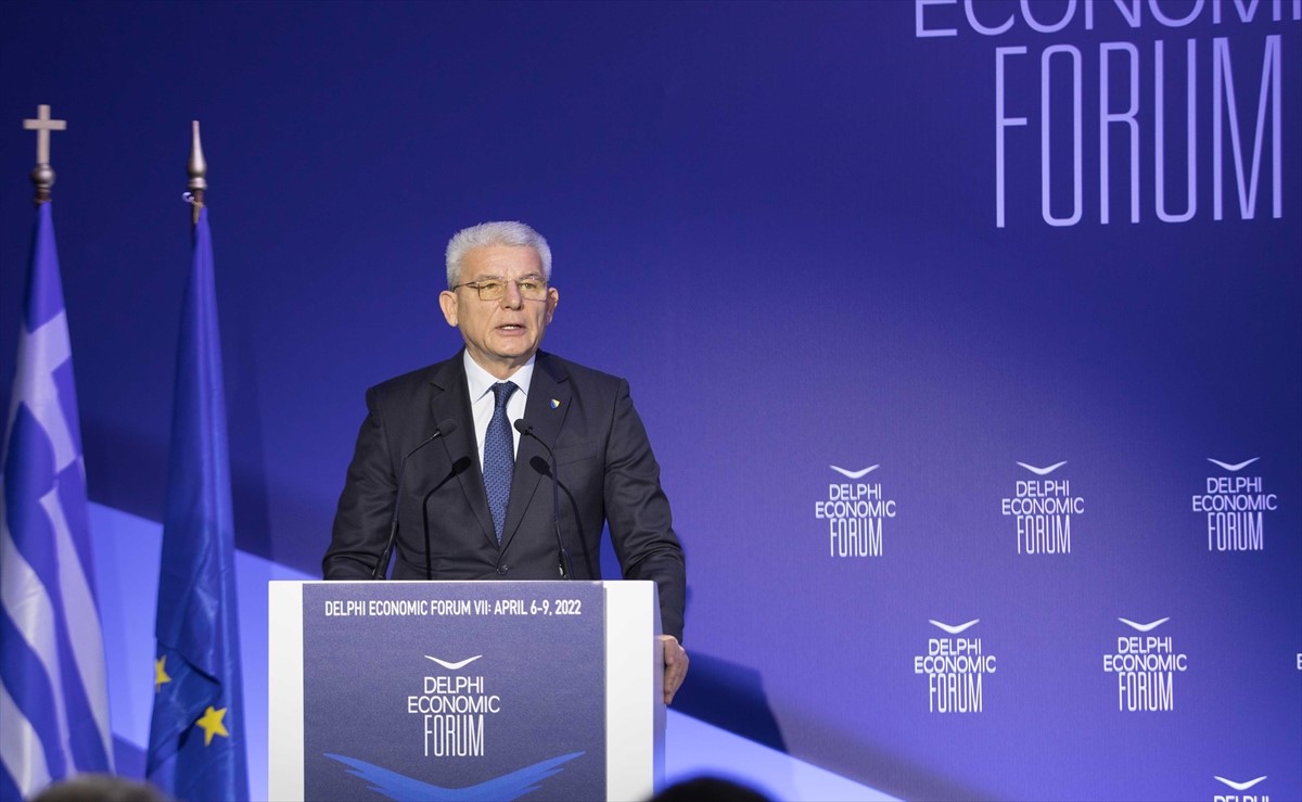 'Dodjeljivanje kandidatskog statusa BiH kao poruka da region neće pasti pod novu gvozdenu zavjesu'