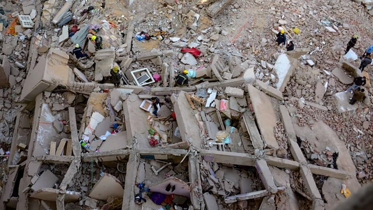 U urušavanju zgrade u Egiptu poginulo najmanje troje djece