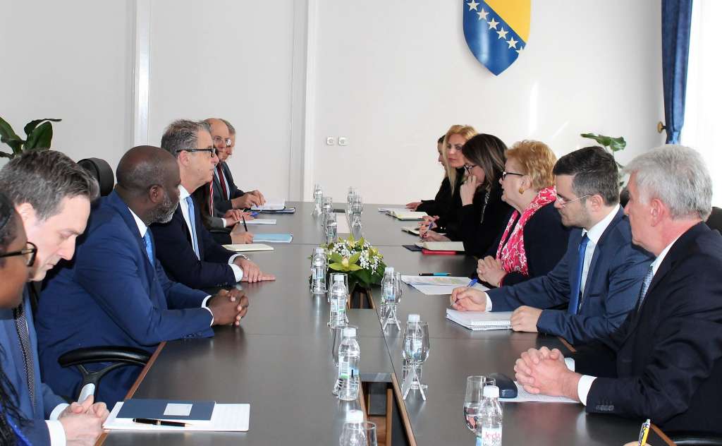Turković i Brammertz o kontinuiranom negiranju genocida i veličanju ratnih zločinaca