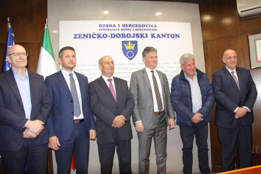 Vlada i Sindikat zaposlenih u zdravstvu ZDK-a dogovorili 11-postotno povećanje plaće u 2022.