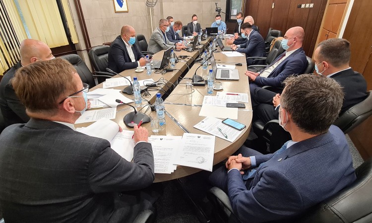 Vlada ZDK produžila mjere i zatražila veći angažman inspekcije i policije