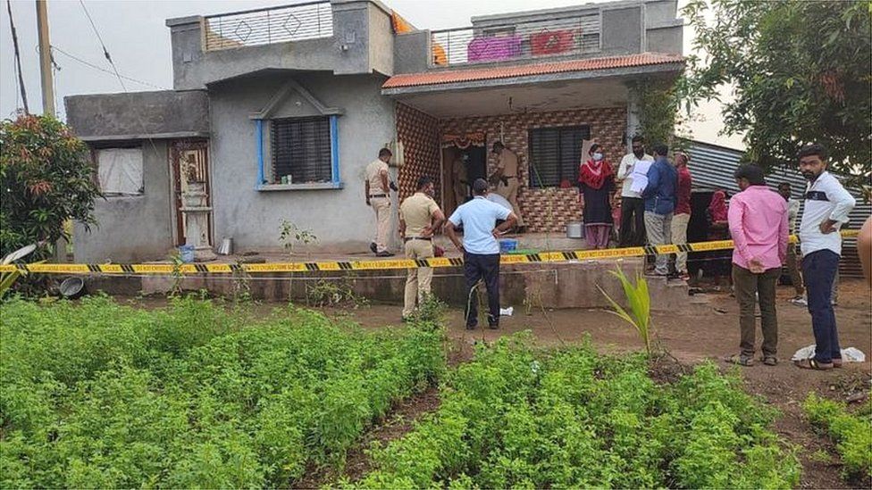 Indijac uhapšen jer je odrubio glavu svojoj trudnoj sestri, snimao i selfie