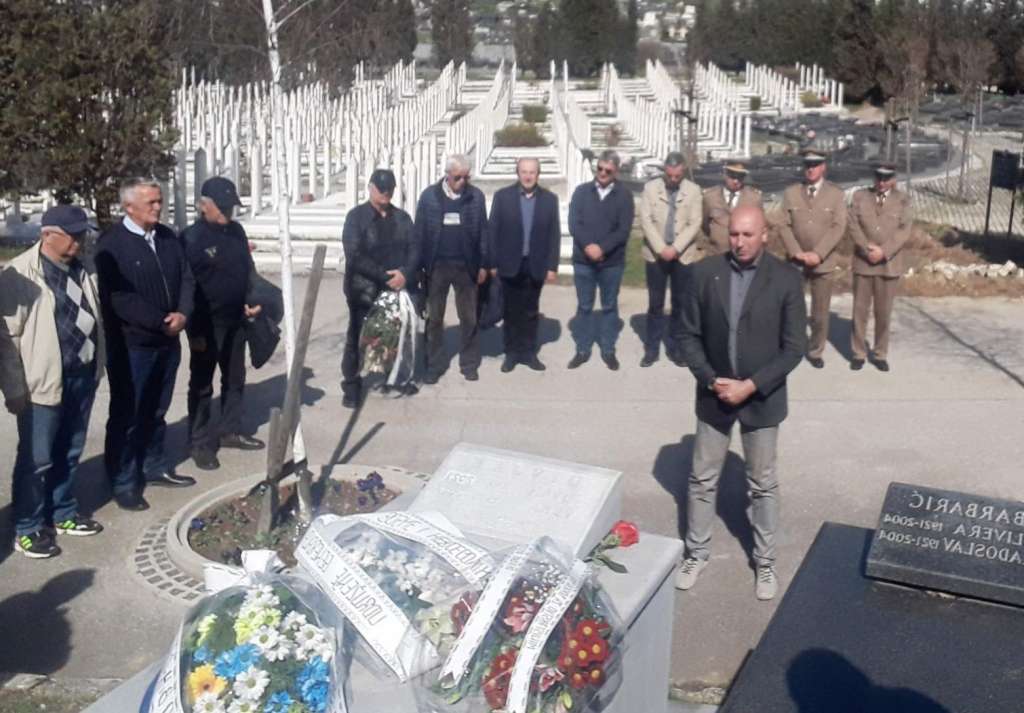 Osmanović:Divjak ostavio neizbrisiv trag u odbrani BiH i obrazovanju mladih