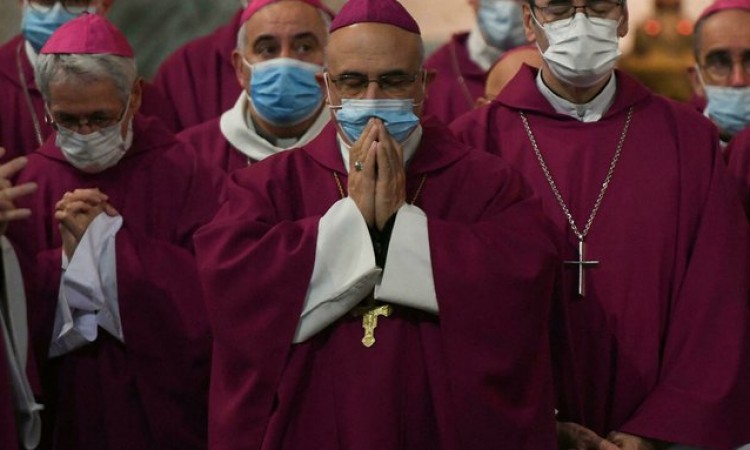 Francuska katolička crkva će danas dati odgovor o obeštećenju zlostavljane djece