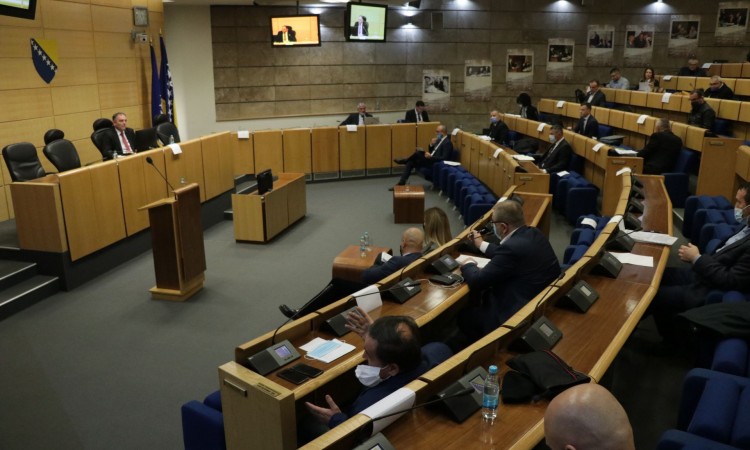 Usporena procedura predloženom zakonu o zabrani gradnje malih HE