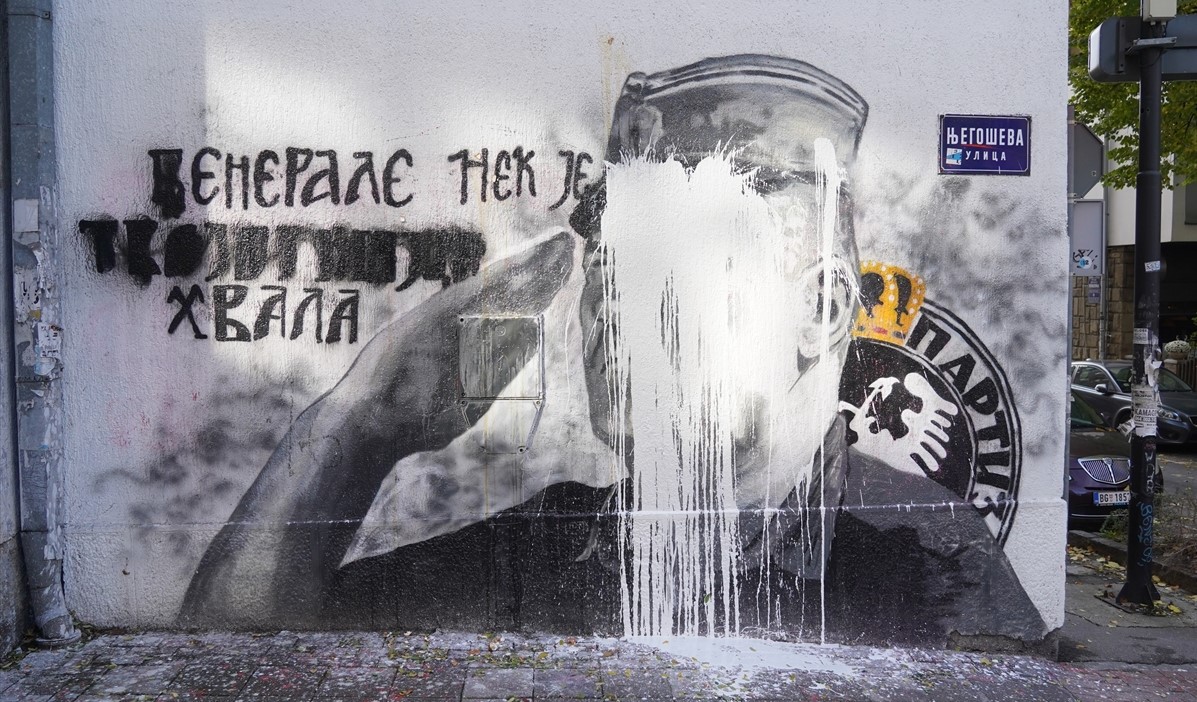 Uništen mural Ratku Mladiću