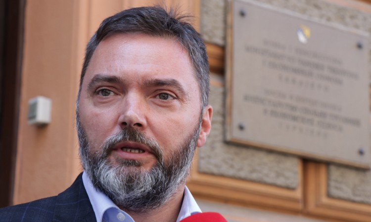 Košarac traži da Trgovska gora bude ključna tema sastanka sa Plenkovićem