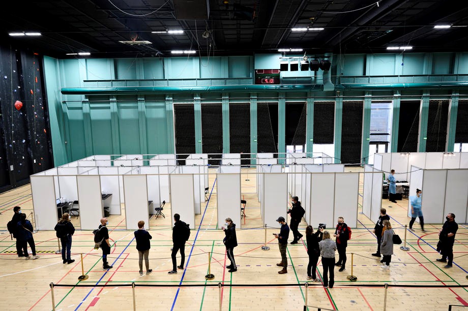 Danska na proljeće obustavlja program vakcinisanja protiv COVID-19