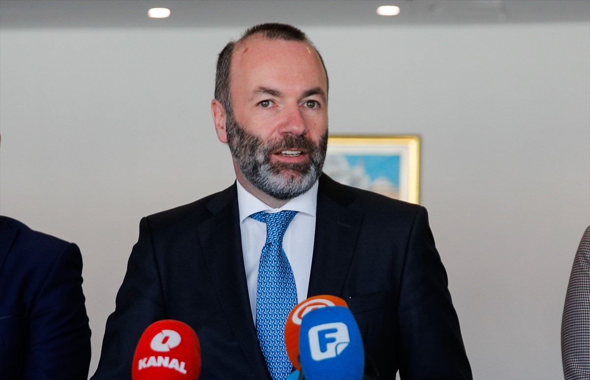 Weber: Molimo sve strane da zaista ulažu u kompromis