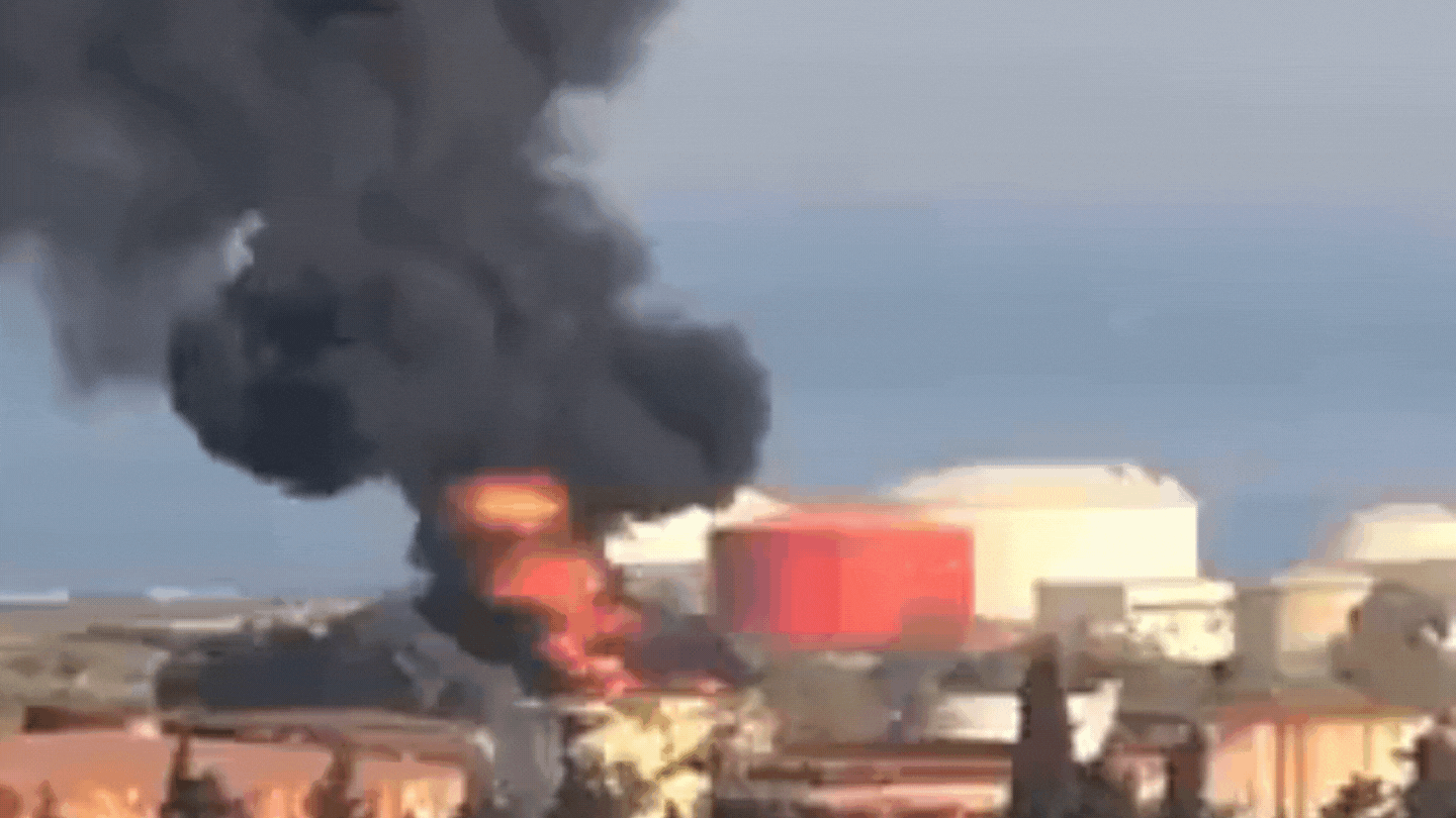 Veliki požar na naftnom postrojenju na jugu Libana