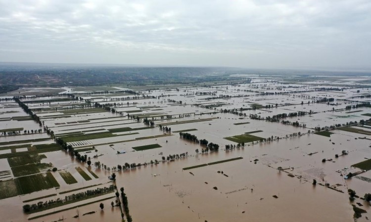 Više od 1,76 miliona ljudi pogođeno poplavama u Kini, 432 rudnika zatvorena