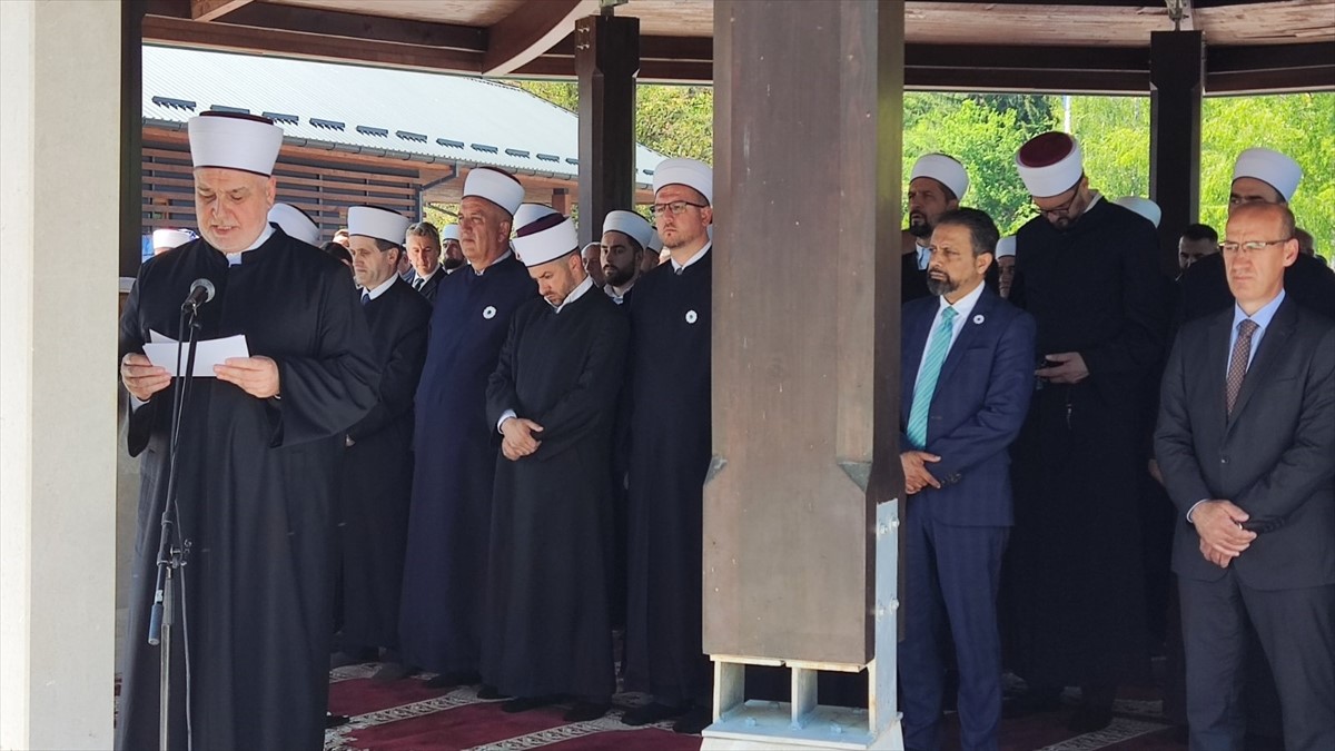 Kavazović pozvao da sva mjesta zločina budu obilježena kao mjesta sjećanja