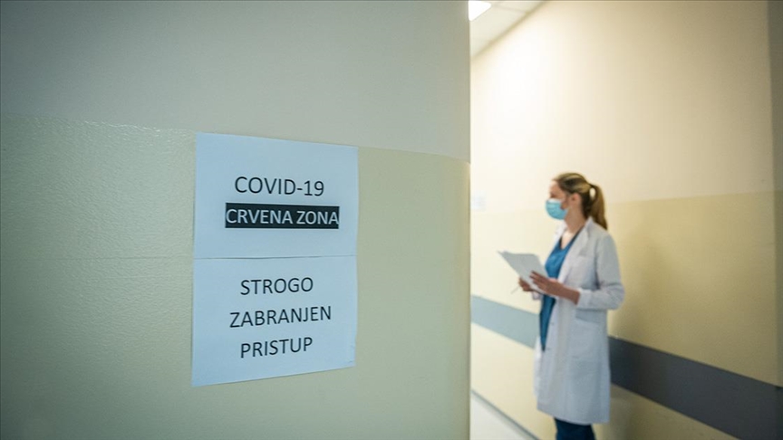 Crna Gora: Zatvaraju se noćni klubovi, ugostiteljski objekti mogu raditi do ponoći
