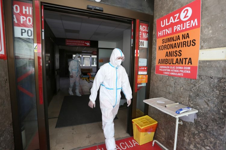 U Hrvatskoj zabilježeno 6.449 novih slučajeva koronavirusa, još 53 osobe preminule