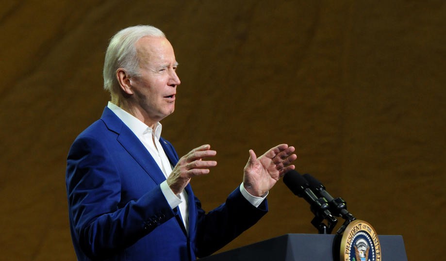 Biden tvrdi da Putin čini genocid u Ukrajini