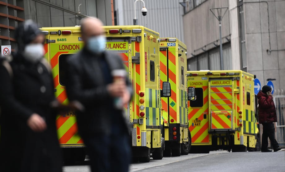 Preminuo prvi pacijent od omikron varijante koronavirusa u V. Britaniji