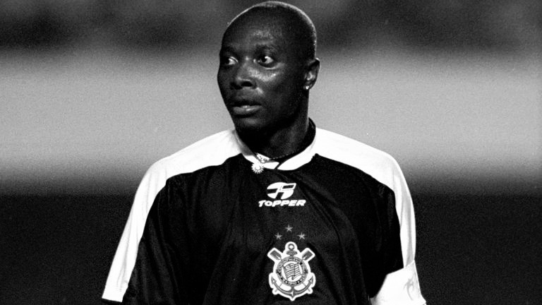 Bivši kolumbijski fudbaler Freddy Rincon preminuo nakon saobraćajne nesreće