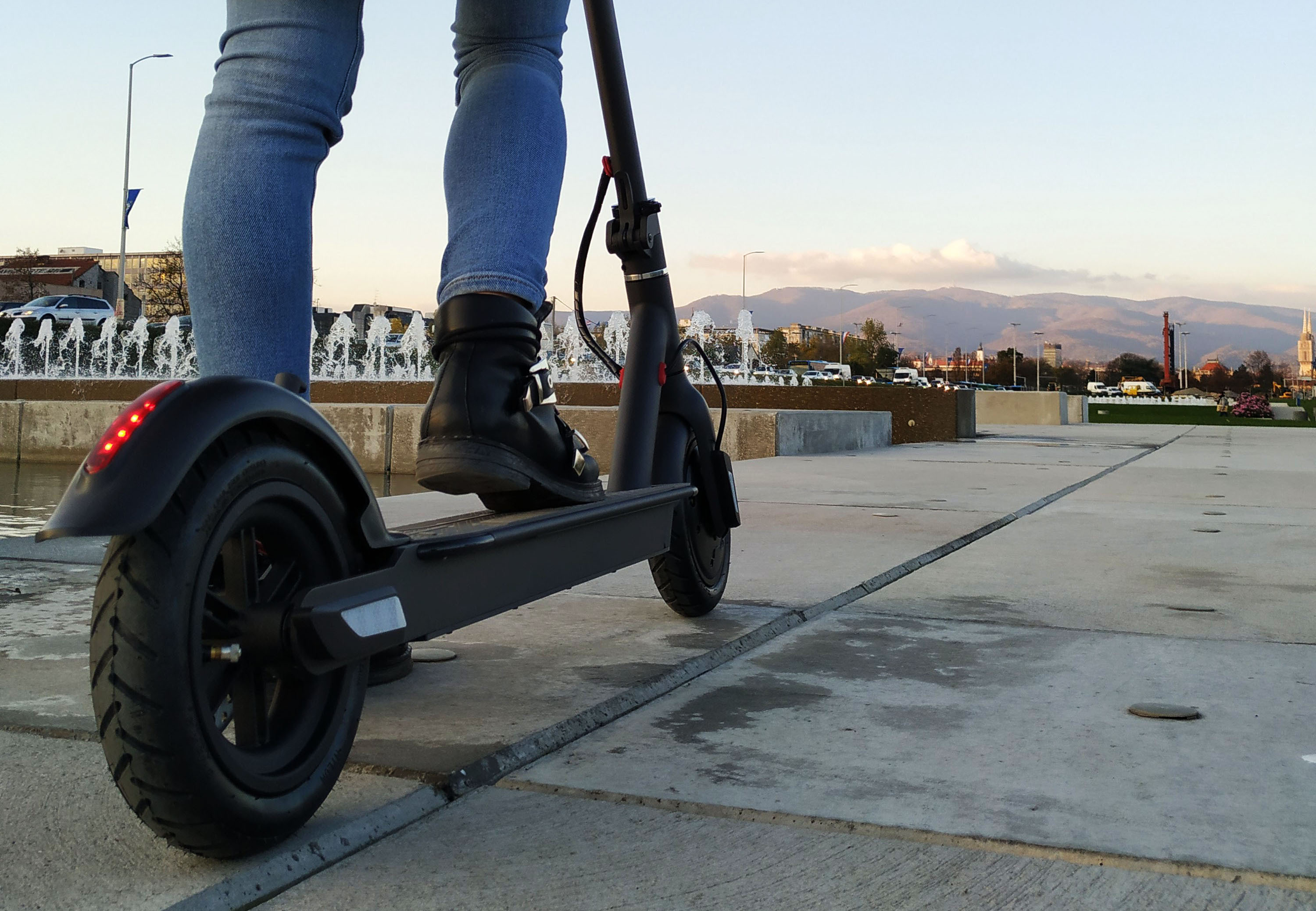 U Oslu zabrana vožnje električnih romobila noću