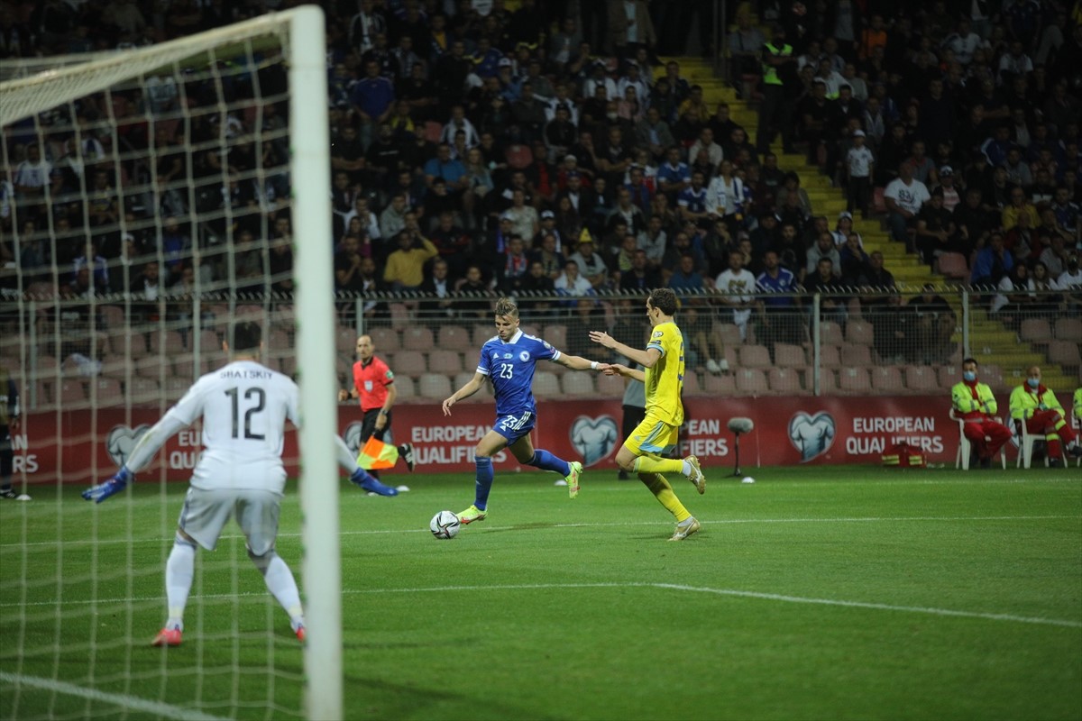 Džeko i ”neki novi klinci”: Kockice se, izgleda, slažu…