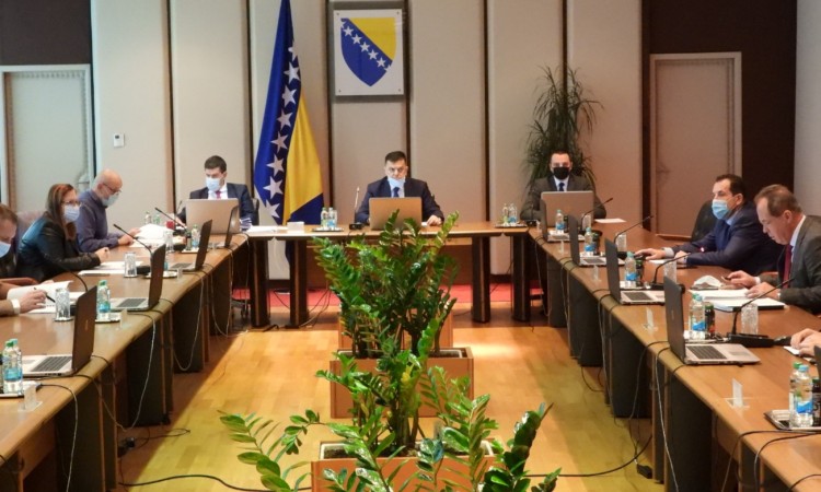Sjednica Vijeća ministara BiH, Tegeltija najavio glasanje protiv odluka