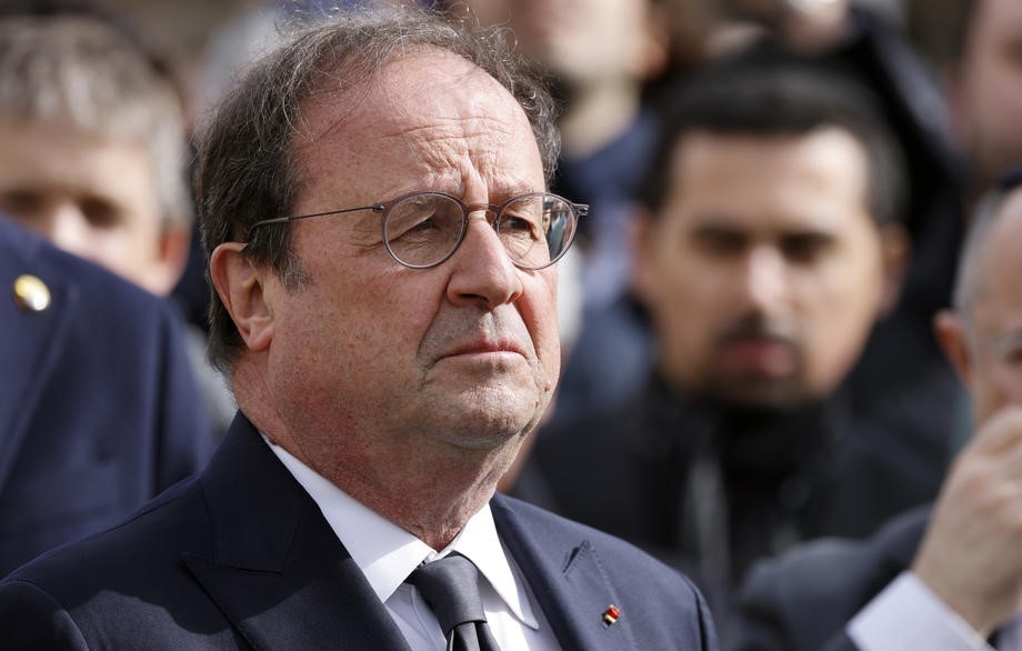 Bivši predsjednik Hollande pozvao birače da glasaju za Macrona kako Le Pen ne bi pobijedila