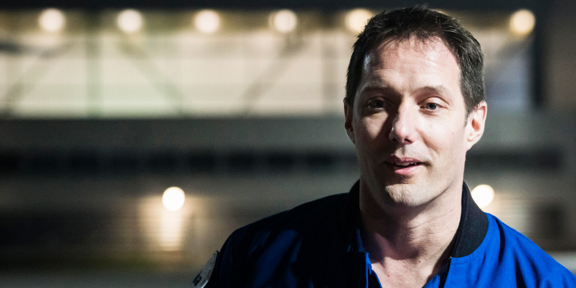 Francuski astronaut na Zemlji uživa u tuširanju i spavanju u krevetu