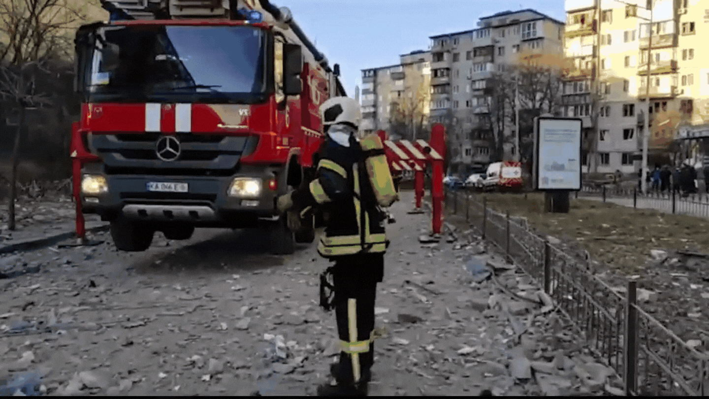 Stanovnici Kijeva i Harkova jutro dočekali pod ruskim granatiranjem