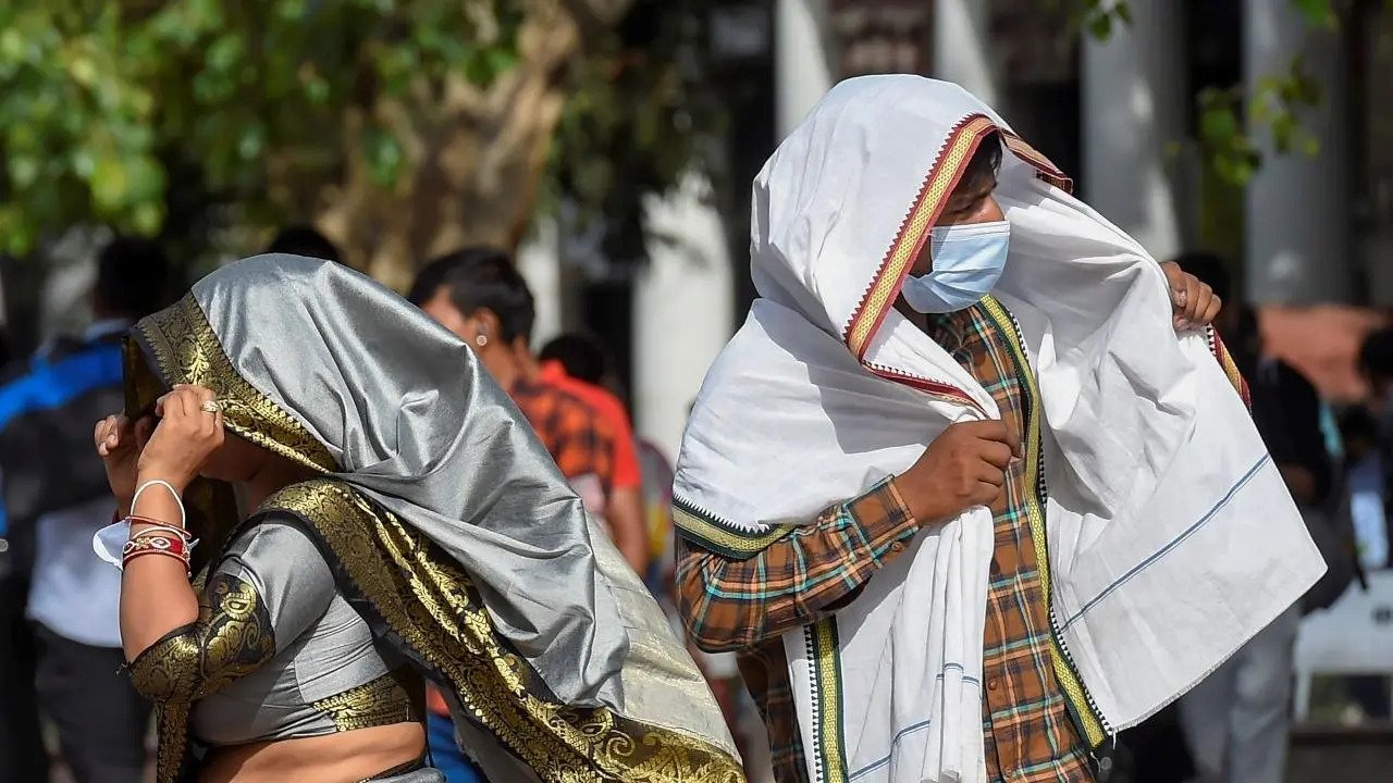 Toplotni val u Indiji: U New Delhiju 49 stepeni Celzijusa