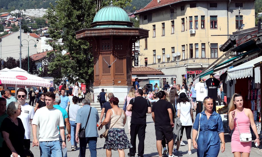 Od posljedica koronavirusa u BiH preminulo 30 osoba, 905 novozaraženih