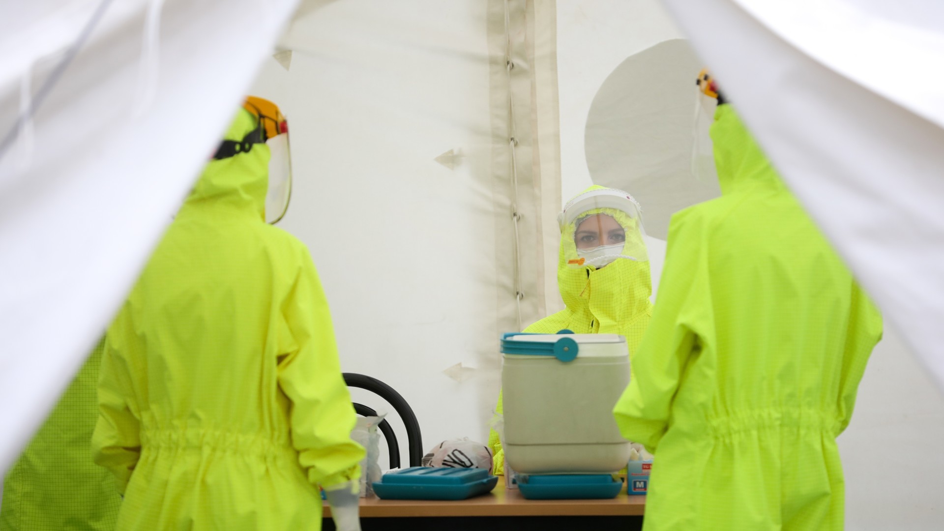 995 novozaraženih u BiH, 32 osobe preminule